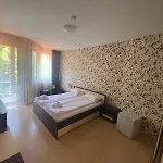 מלון Iceberg 4*