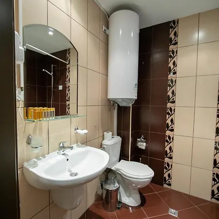 Iceberg 4* Borovec