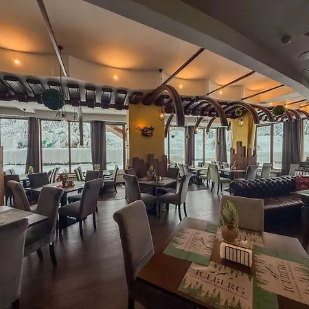 Iceberg Hotel 4*