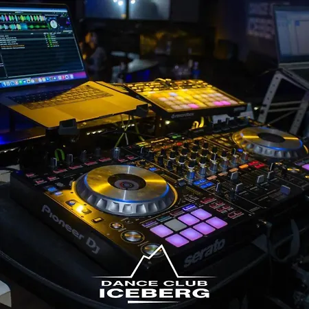 Szálloda Iceberg